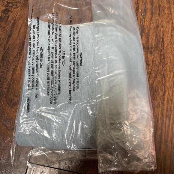 NWT GRLFRND Isabeli Ripped High Waist Jeans - Picture 5 of 5